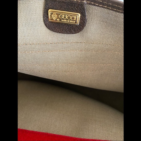 Authentic Vintage Gucci Messenger Bag - Picture 4 of 11